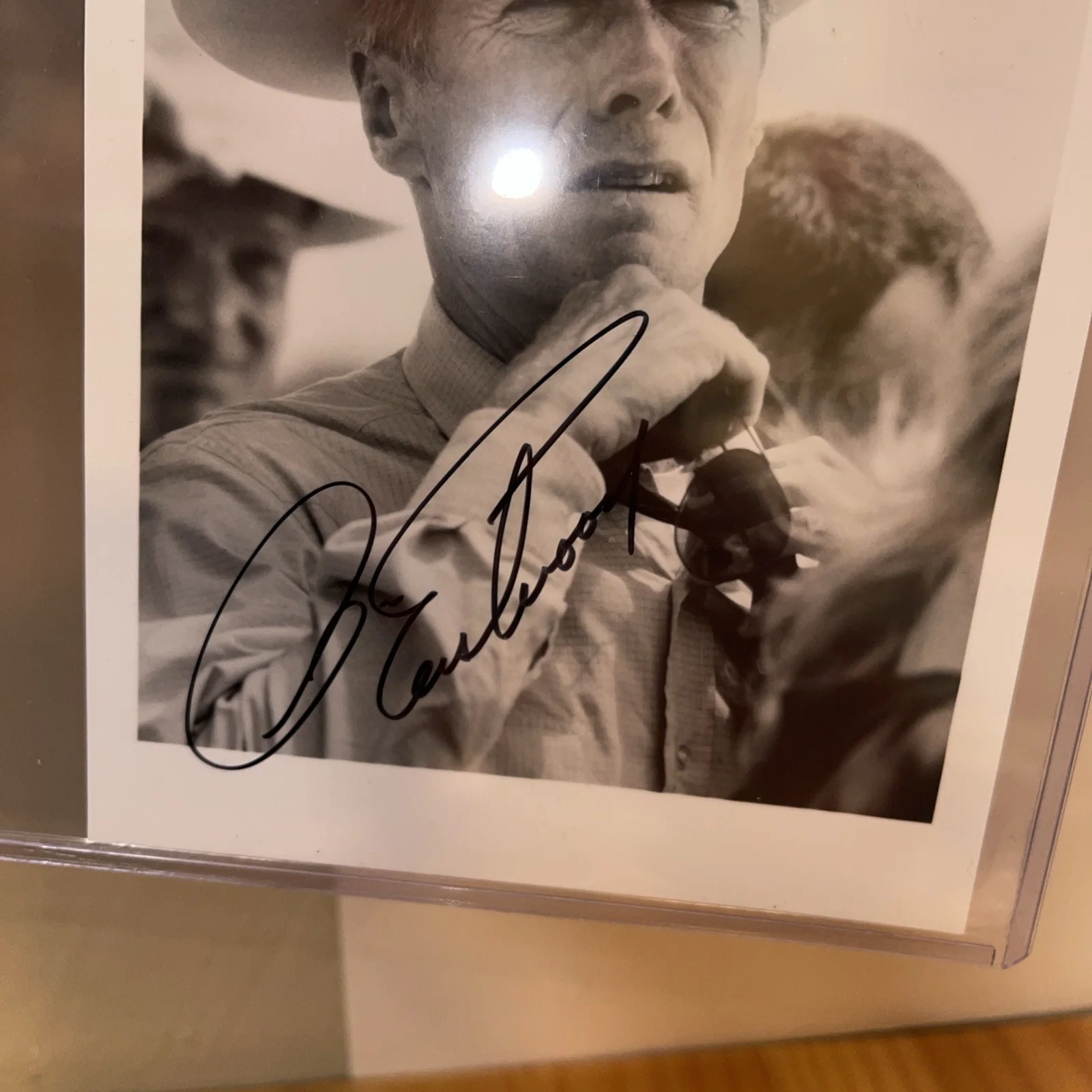 CLINT EASTWOOD AUTOGRAPHED 5 X 7 B &W PHOTO, image 2