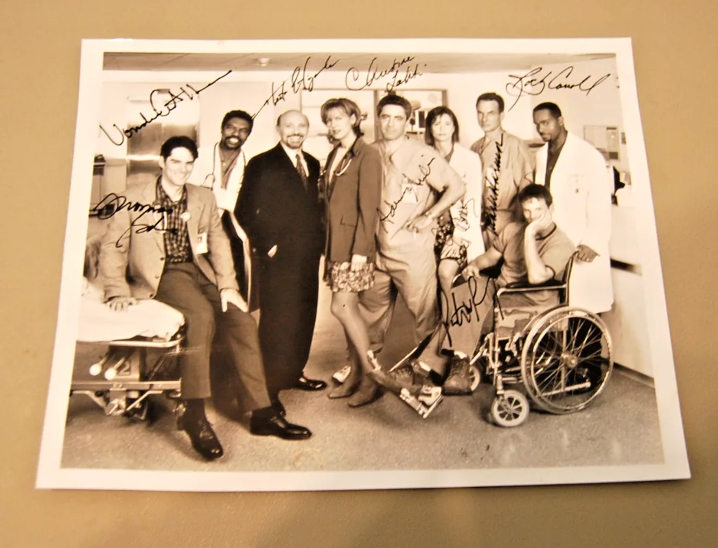 Mark Harmon — Chicago Hope Cast Signed Autograph 8x10 Studio Promo Photo, Lot CL, изображение 2