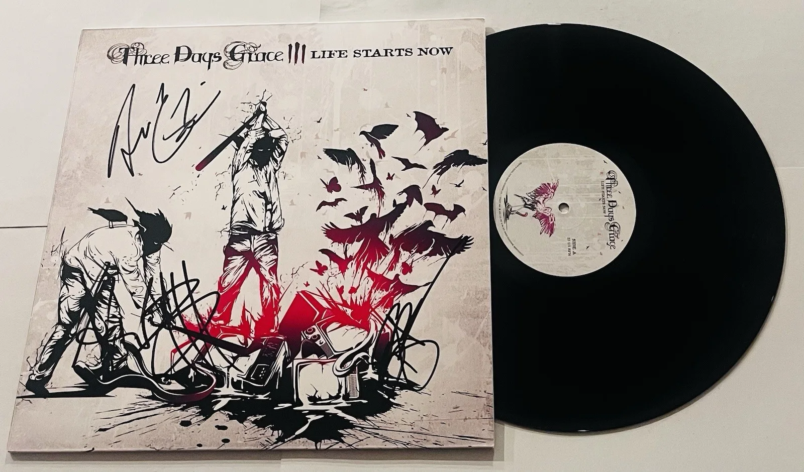 THREE DAYS GRACE SIGNED LIFE STARTS NOW LP VINYL RECORD ALBUM ADAM GONTIER JSA, image 2