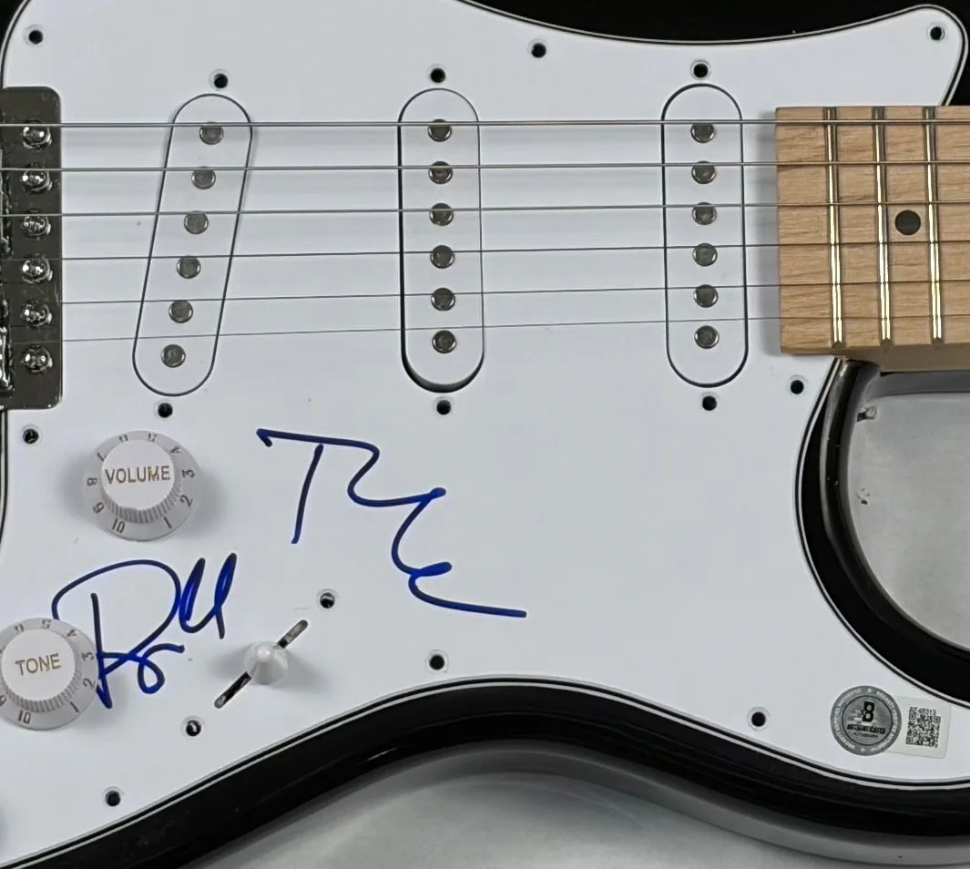 Billie Joe Armstrong Tre Cool GREEN DAY Signed Autograph Electric Guitar Beckett, изображение 4