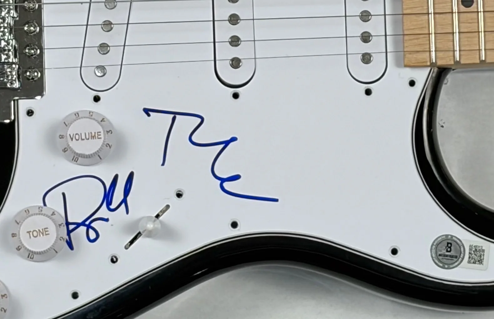 Billie Joe Armstrong Tre Cool GREEN DAY Signed Autograph Electric Guitar Beckett, изображение 5