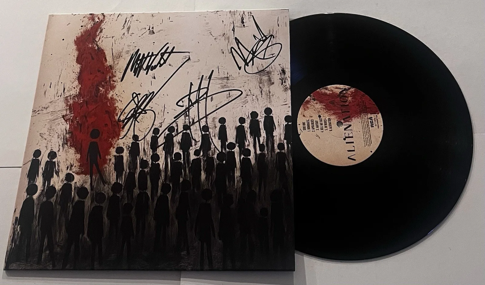 THREE DAYS GRACE SIGNED ALIENATION LP VINYL RECORD ALBUM JSA COA, изображение 2