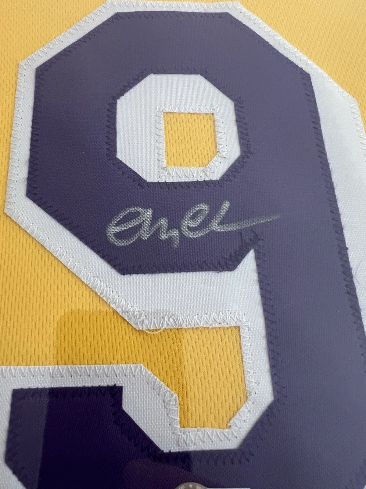 Chevy Chase — Chevy Chase Signed Autographed Framed 32x24 Jersey Fletch Lakers Beckett COA, image 2
