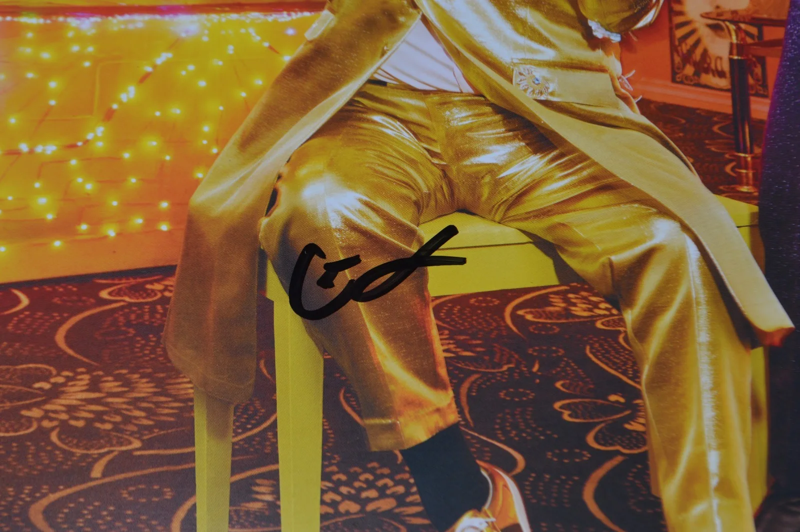 Elton John Autographed 13x16 Custom Framed Photo Display with AUTOGRAPH LOA, изображение 4