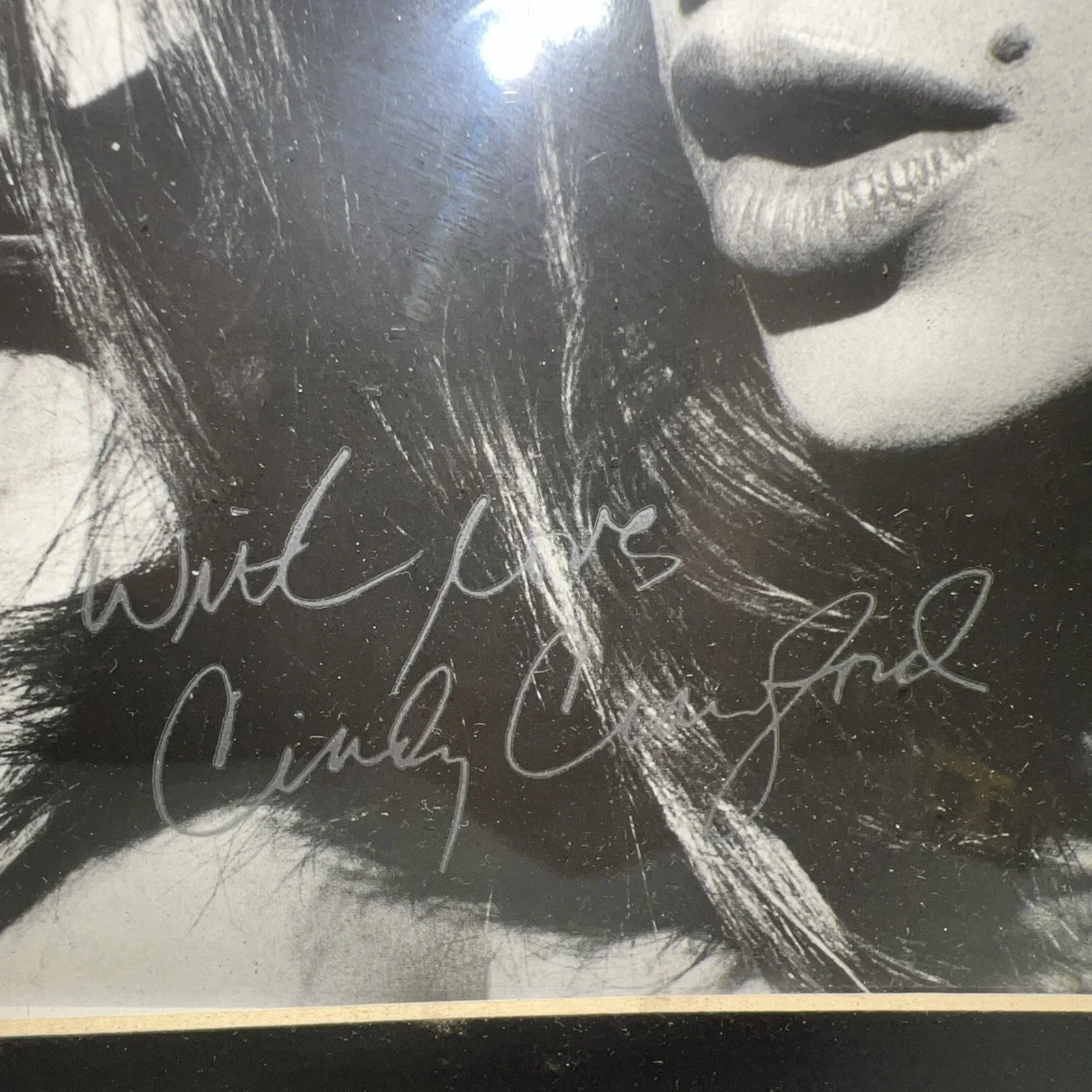 CINDY CRAWFORD LEGENDARY SUPERMODEL HAND SIGNED FRAMED PHOTOS 19” x 16”, image 3