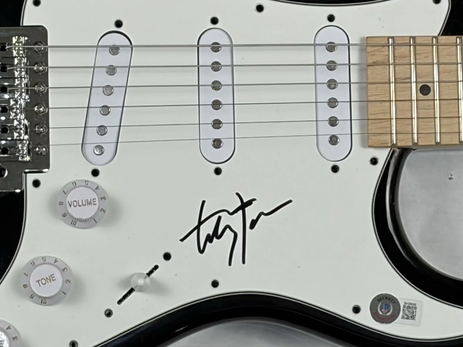 GHOST Tobias Forge Signed Autograph Electric Guitar Papa Emeritus Band BAS COA, изображение 3
