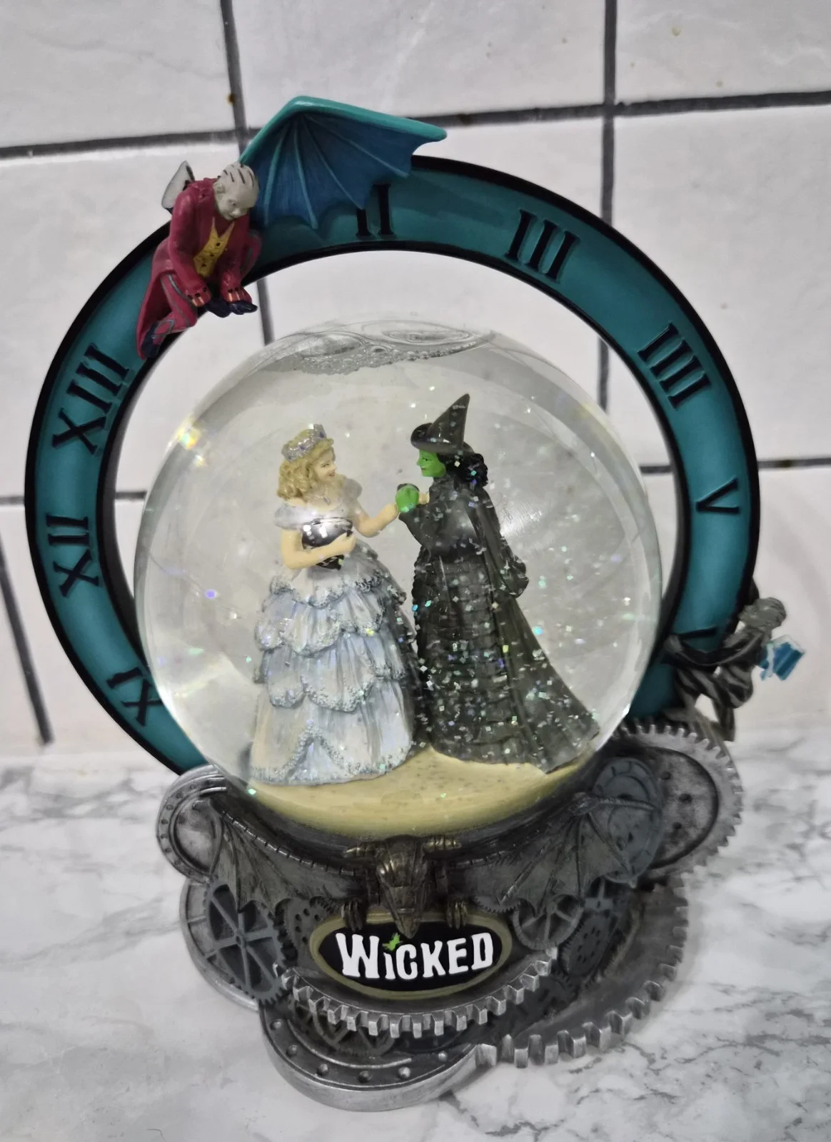 Rare Wicked Broadway Musical Snow Globe 2003 "FOR GOOD" Schwartz Read Descriptio, image 2