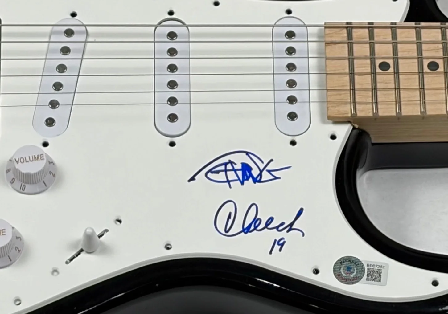 Cheech and Chong Signed Autograph Electric Guitar Marin Tommy Beckett COA, изображение 4