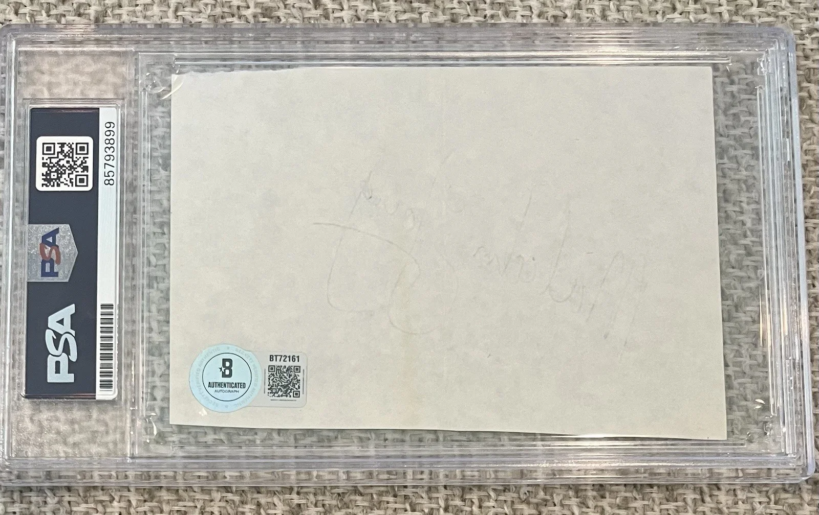 Malcolm Young AC/DC Founding Member Signed Cut Autograph Died 2017 PSA/DNA, image 3