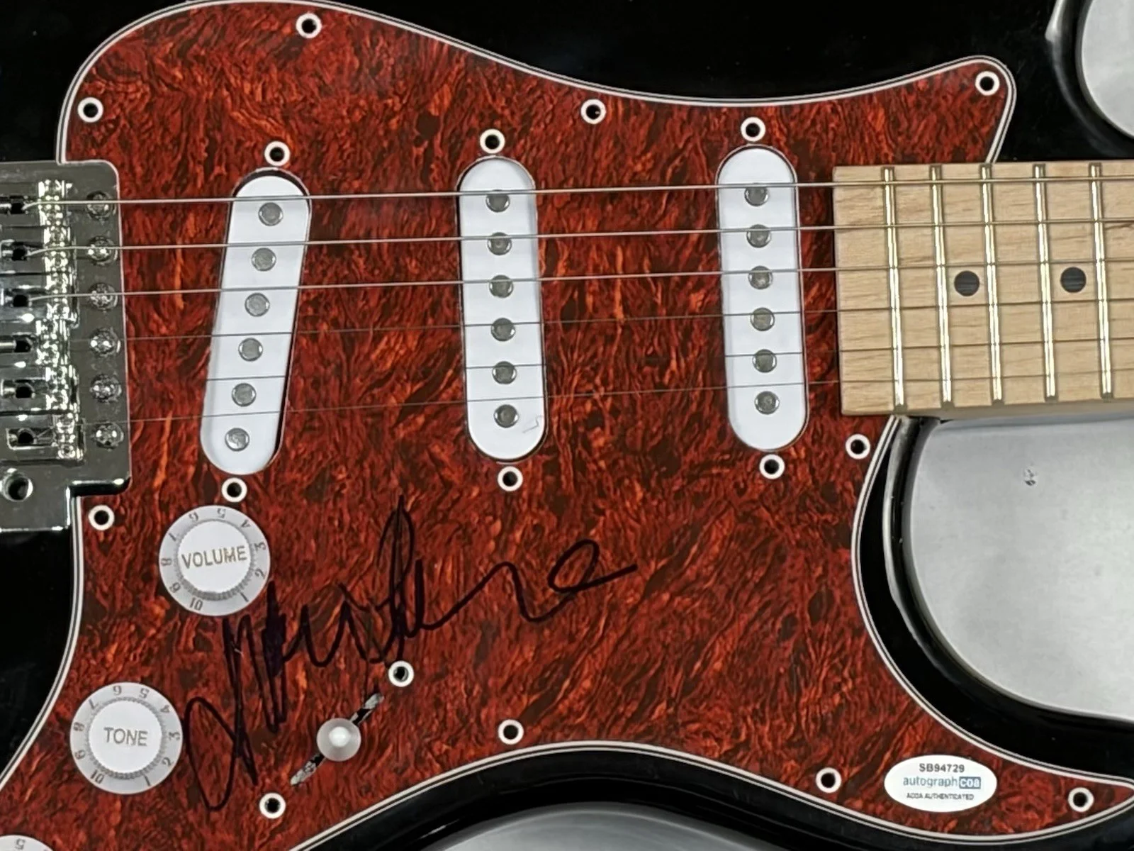 THE KILLS Jamie Hince Signed Autograph Electric Guitar Band Guitarist ACOA COA, изображение 4