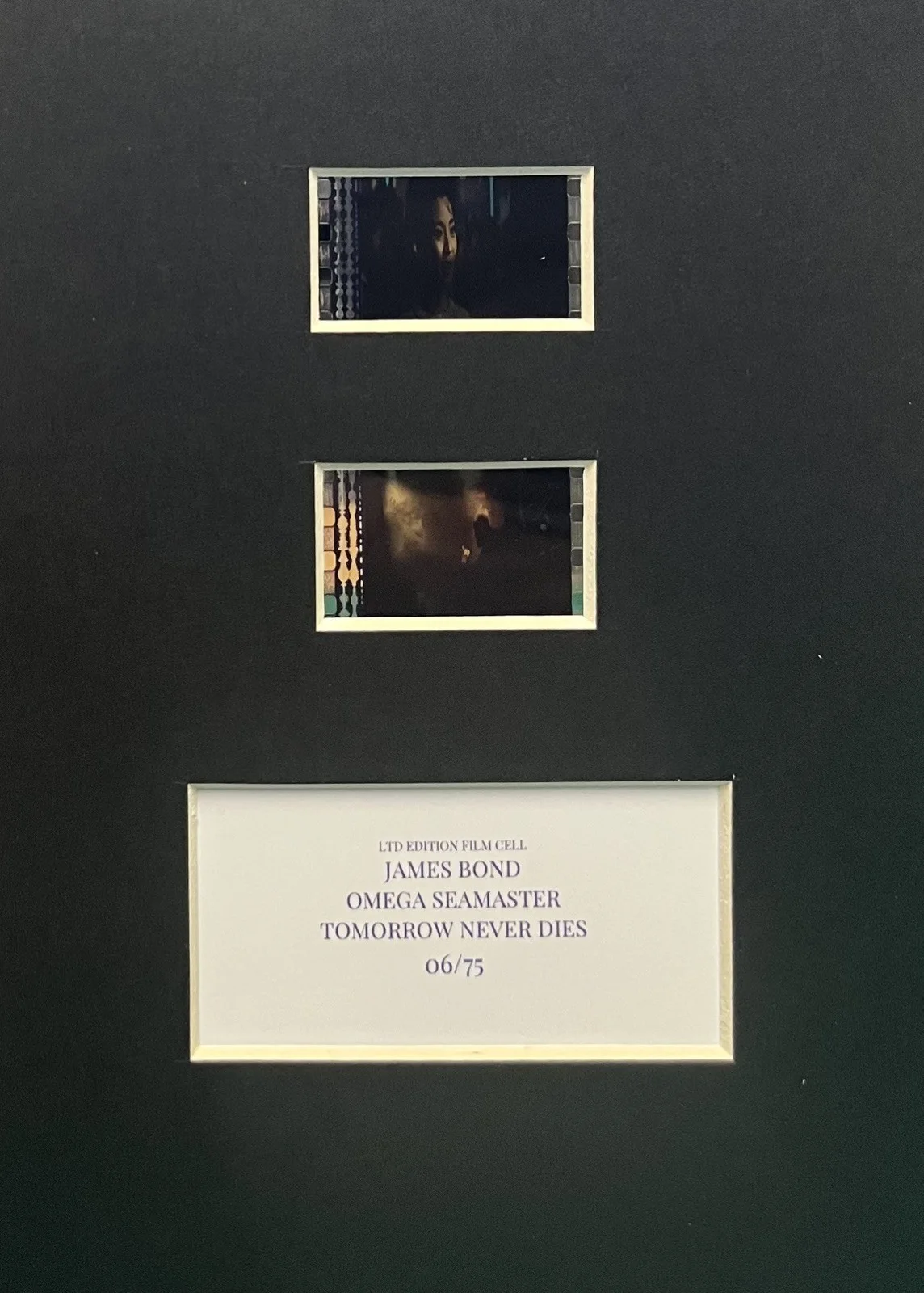 007 JAMES BOND. Tomorrow never Dies Omega Seamaster 35mm Film Cell Display, изображение 2