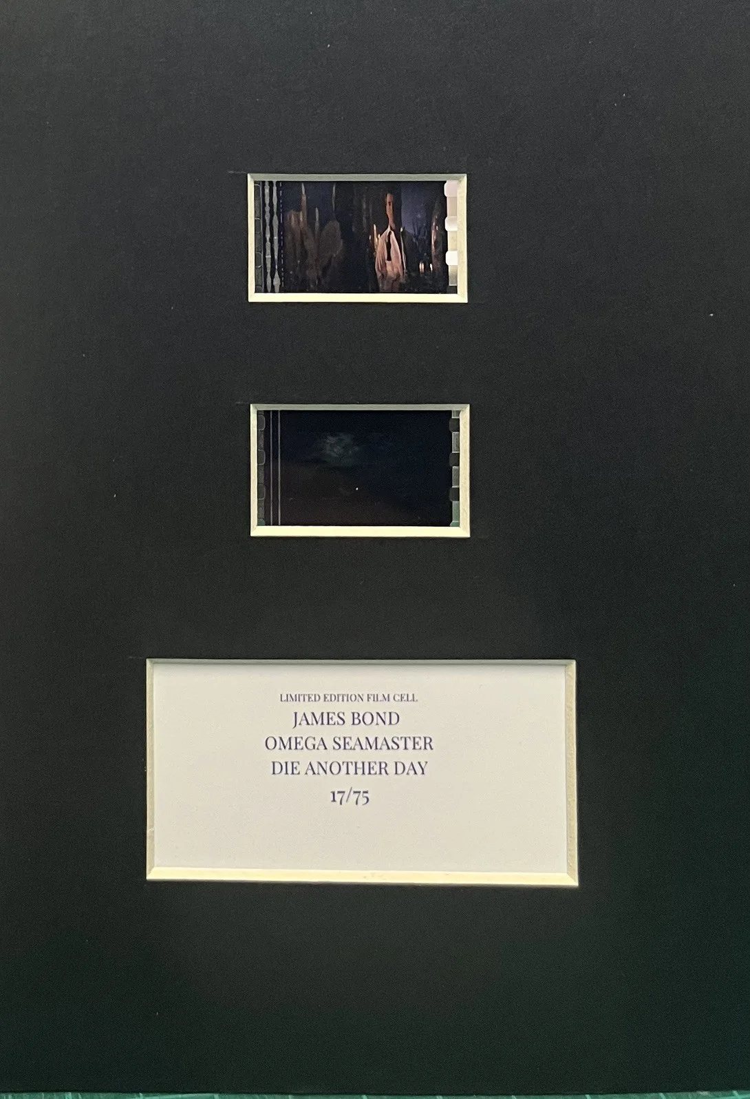 007 JAMES BOND. DIE ANOTHER DAY Omega Seamaster 35mm Film Cell Mounted Display, image 2