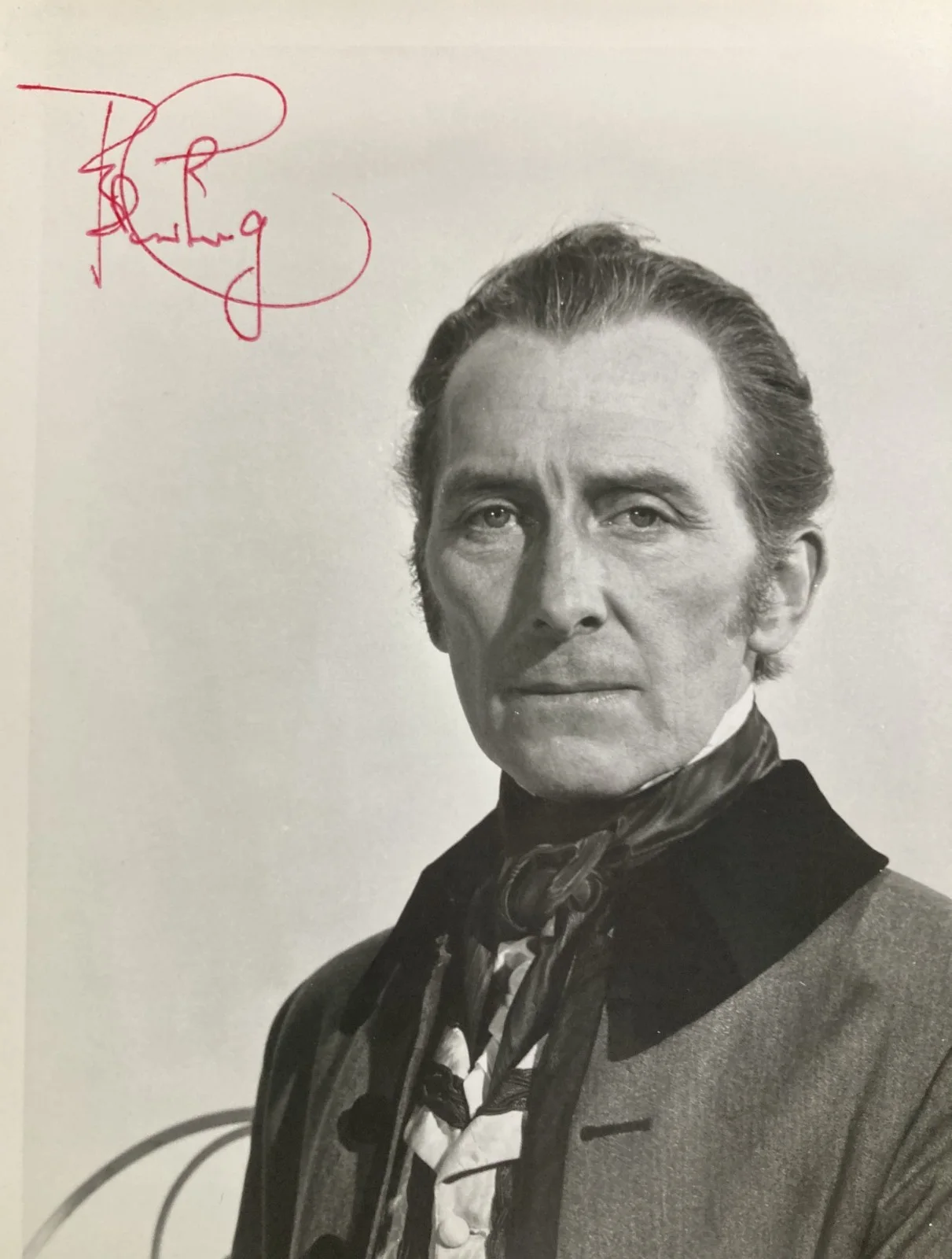 PETER CUSHING-Signed Photo-Actor; Frankenstein, Dracula, STAR WARS-Vintage, image 3