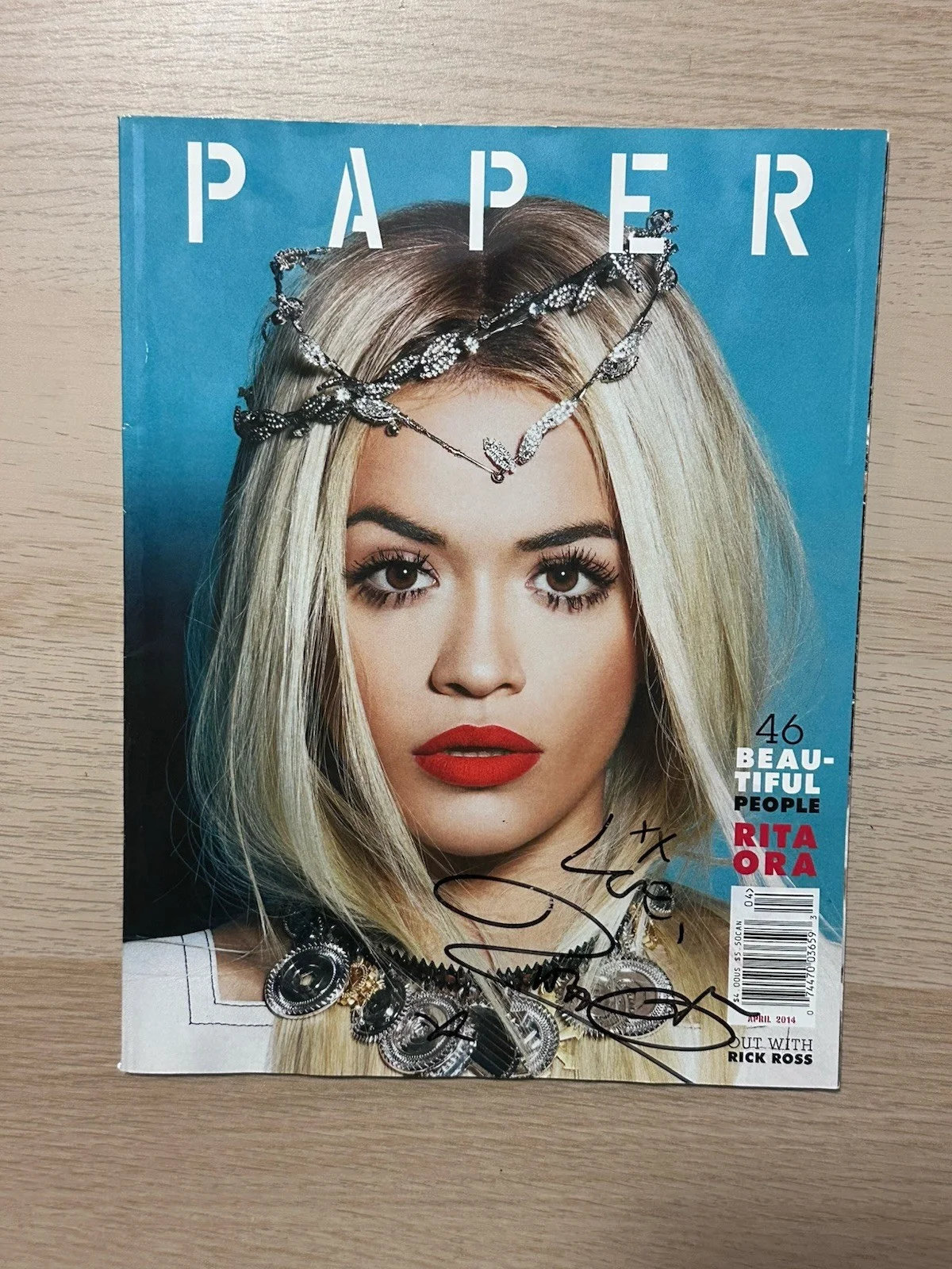 Rita Ora — Rita Ora signed Paper magazine The Masked Singer Fifty Shades The Voice, изображение 2
