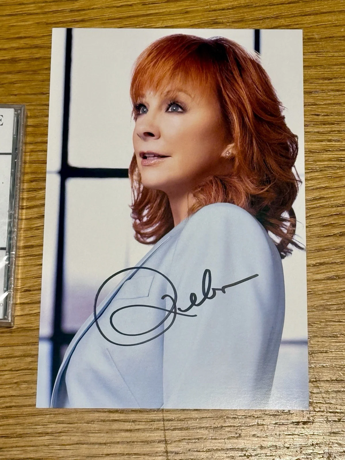 SIGNED Reba McEntire My Chains Are Gone CD With Autograph Photo, image 2