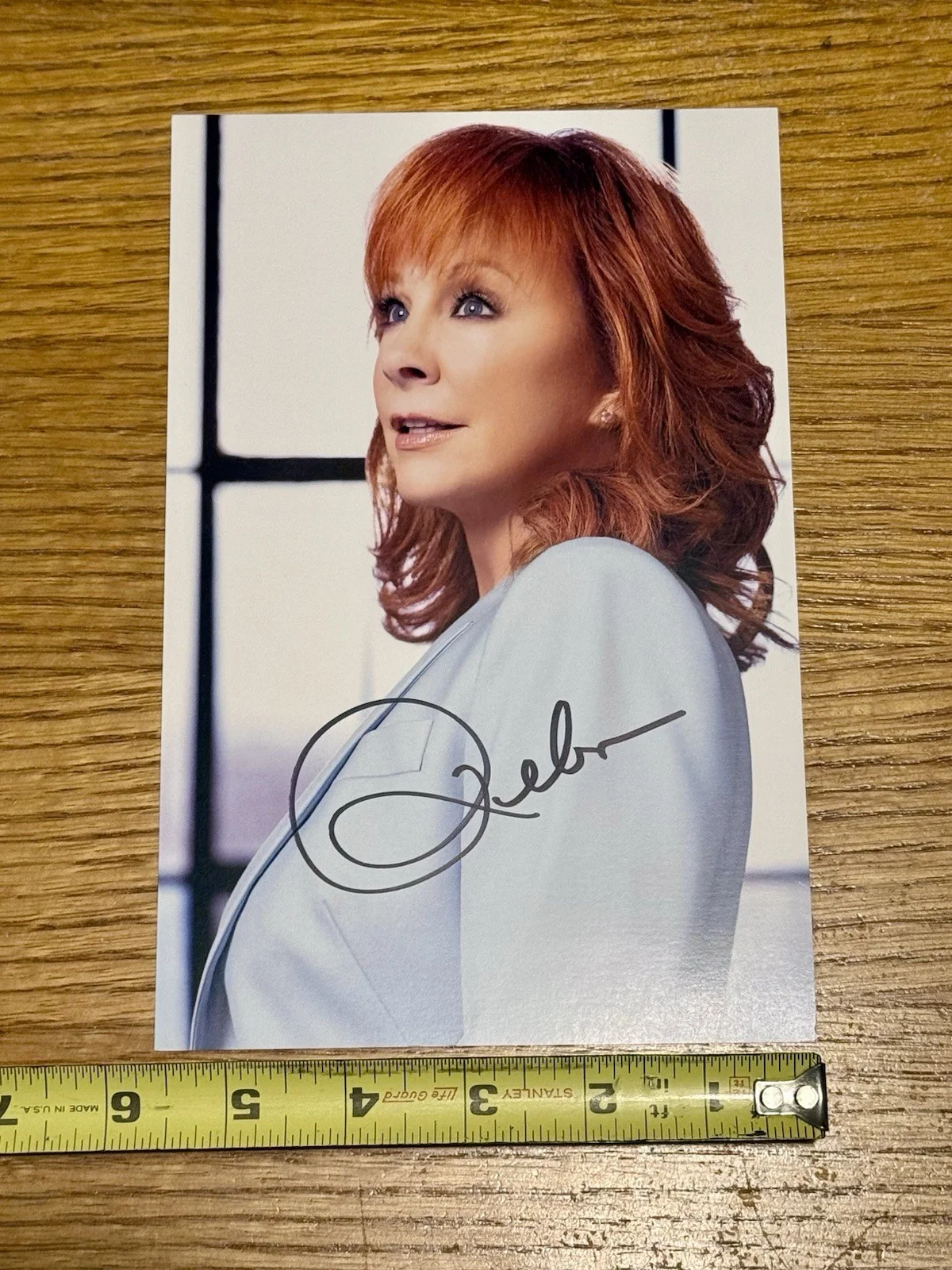 SIGNED Reba McEntire My Chains Are Gone CD With Autograph Photo, image 4