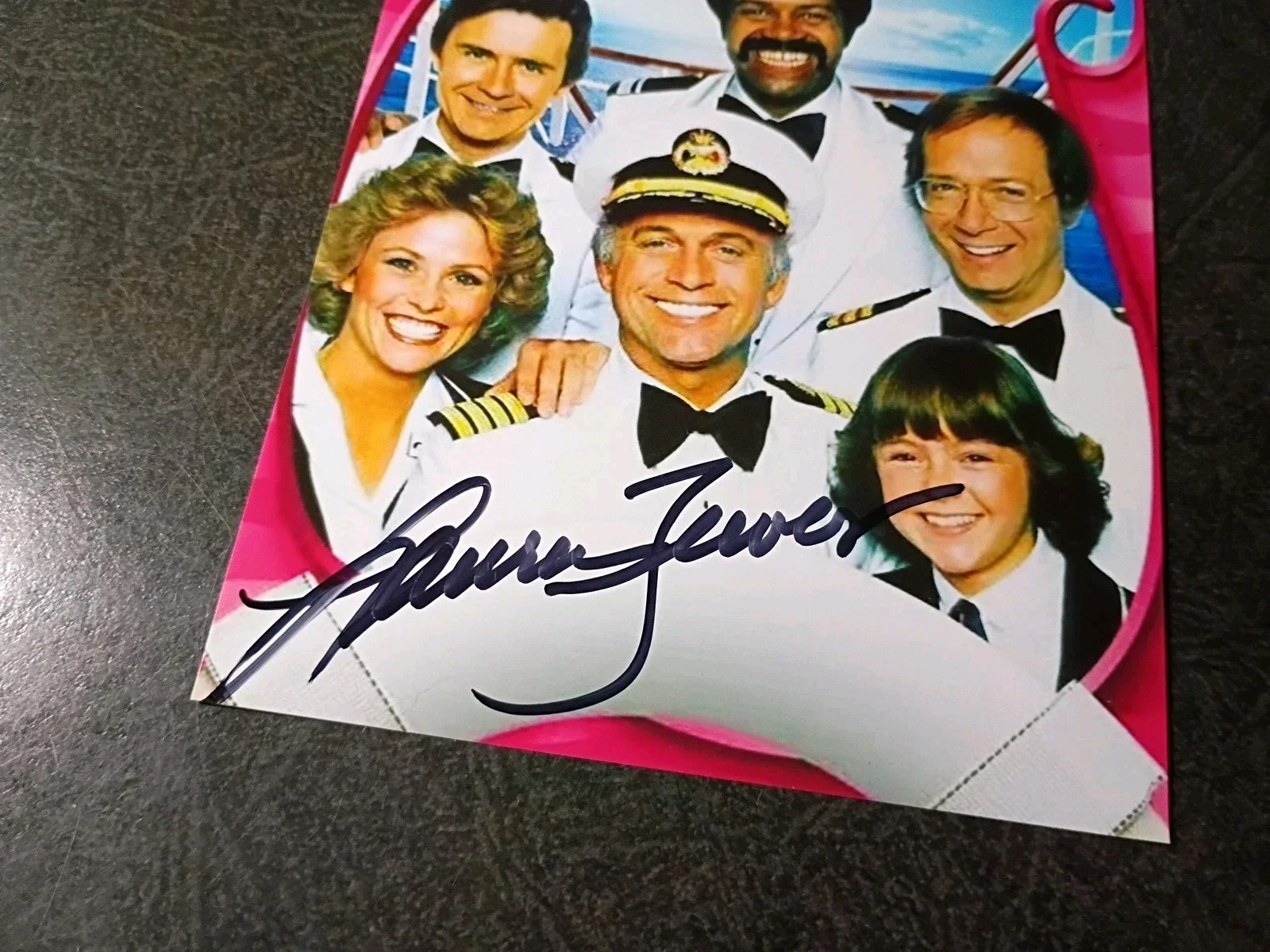 LAUREN TEWES As JULIE MCCOY — LAUREN TEWES As JULIE MCCOY Hand Signed Autograph 4X6 Photo THE LOVE BOAT, изображение 2