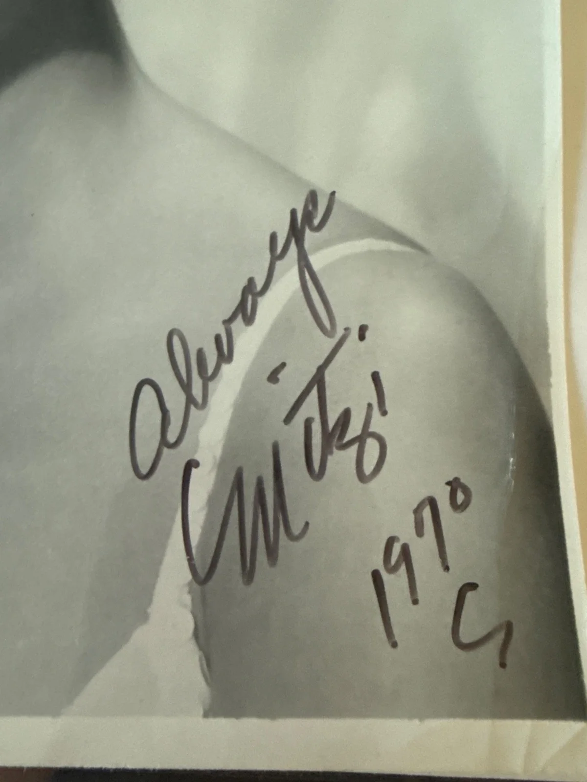 Mitzi — Mitiz Gaynor Black and White photo signed 1970, изображение 2