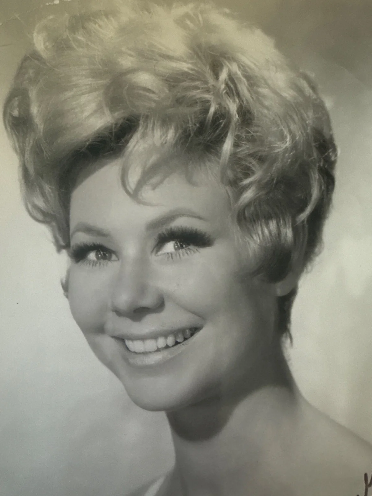 Mitzi — Mitiz Gaynor Black and White photo signed 1970, изображение 3
