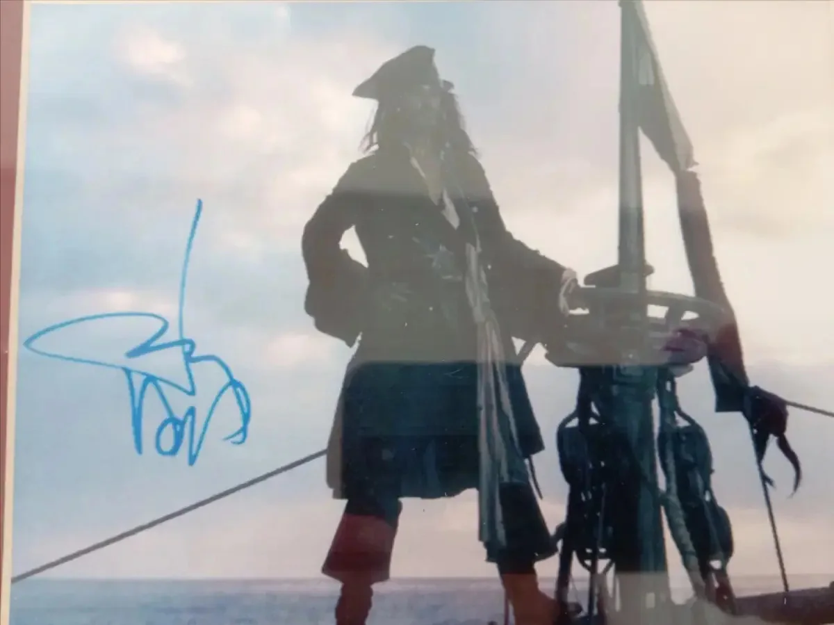 Disney Film Memorabilia Bundle Pirates Signed Photo Nemo Film Cell reproduction, изображение 3