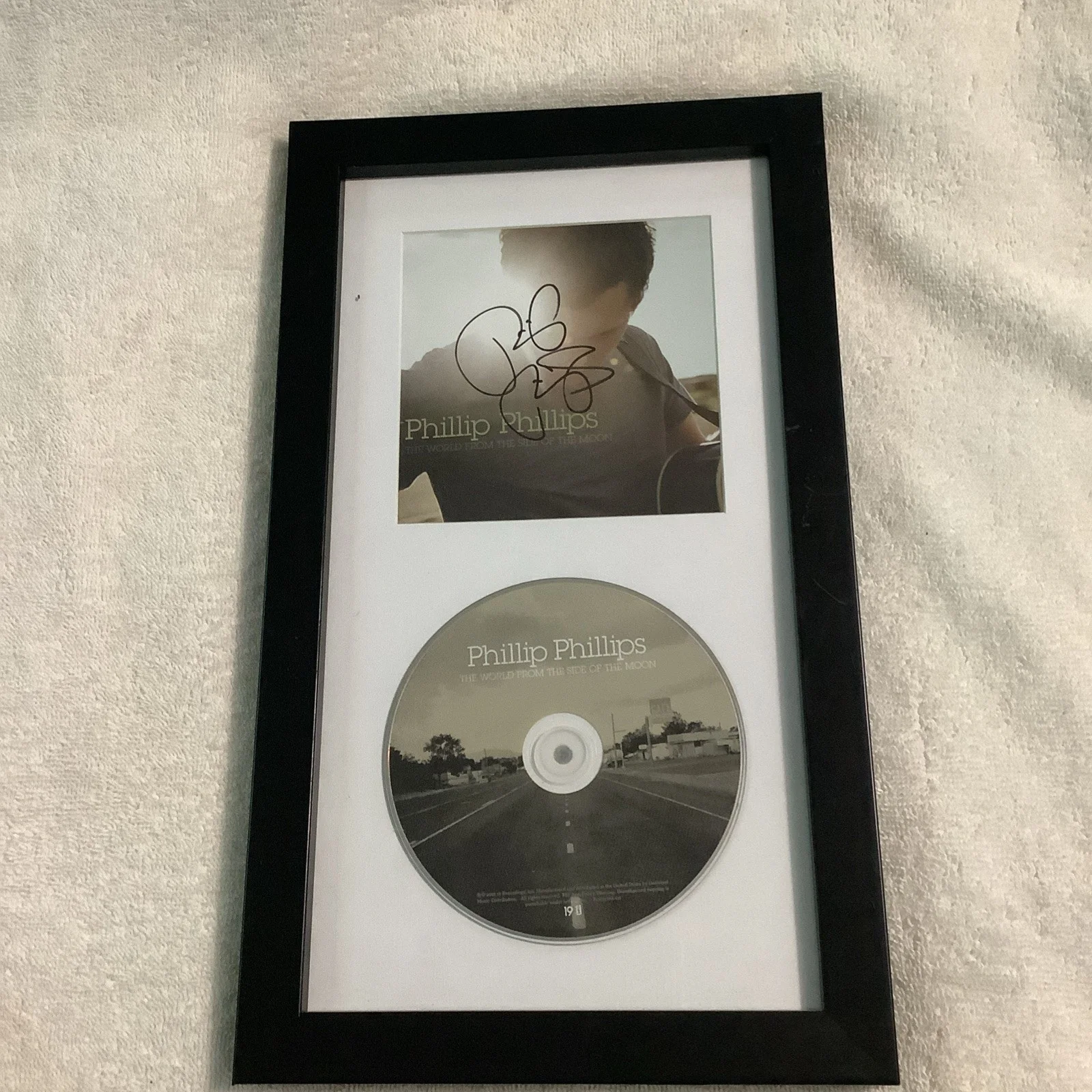 Phillip Phillips Signed CD Cover with CD Framed, изображение 3