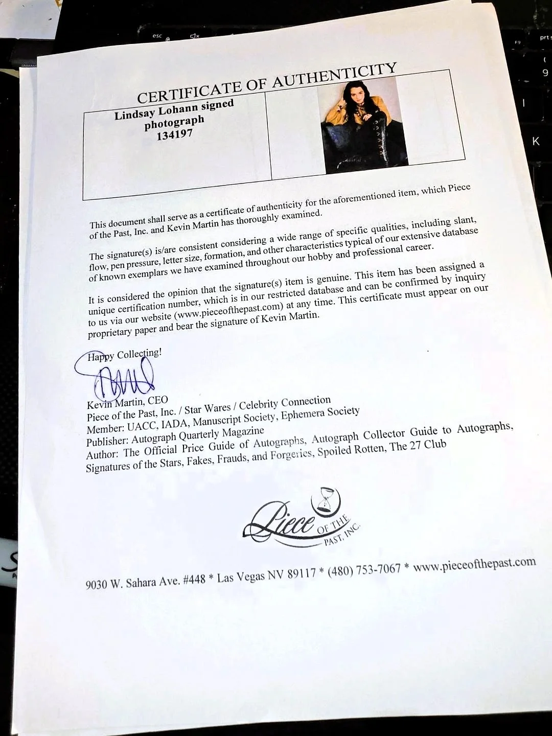 Lindsay Lohan — LINDSAY LOHAN signed 8x10 photo with 2 COAs .. striking photo MEAN GIRLS, изображение 3