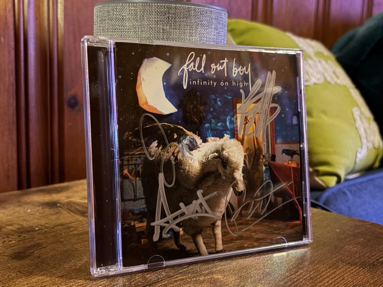 Signed Fall Out Boy full band Infinity On High cd album, image 3