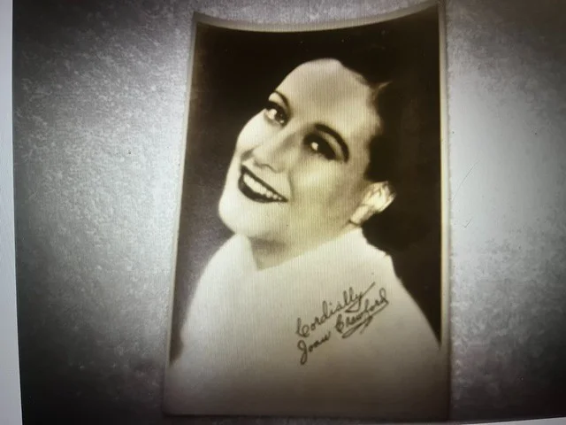 JOAN CRAWFORD — JOAN CRAWFORD AUTOGRAPHED AND DEDICATED 5X7 PERIOD PHOTO NO PIXILATION