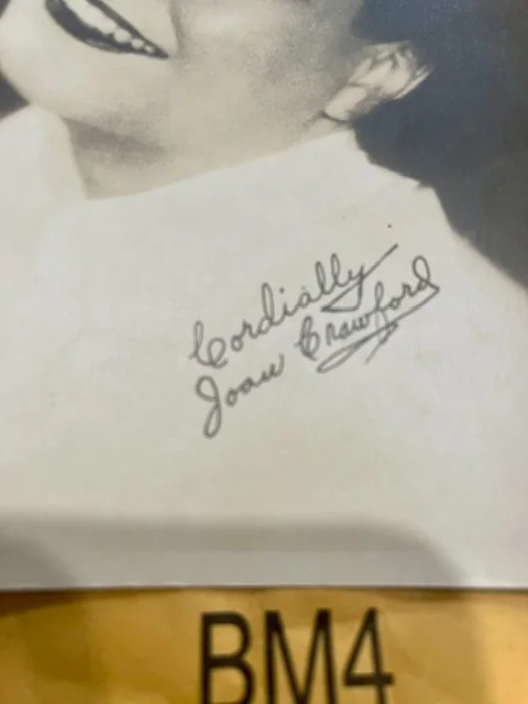 JOAN CRAWFORD — JOAN CRAWFORD AUTOGRAPHED AND DEDICATED 5X7 PERIOD PHOTO NO PIXILATION, изображение 3
