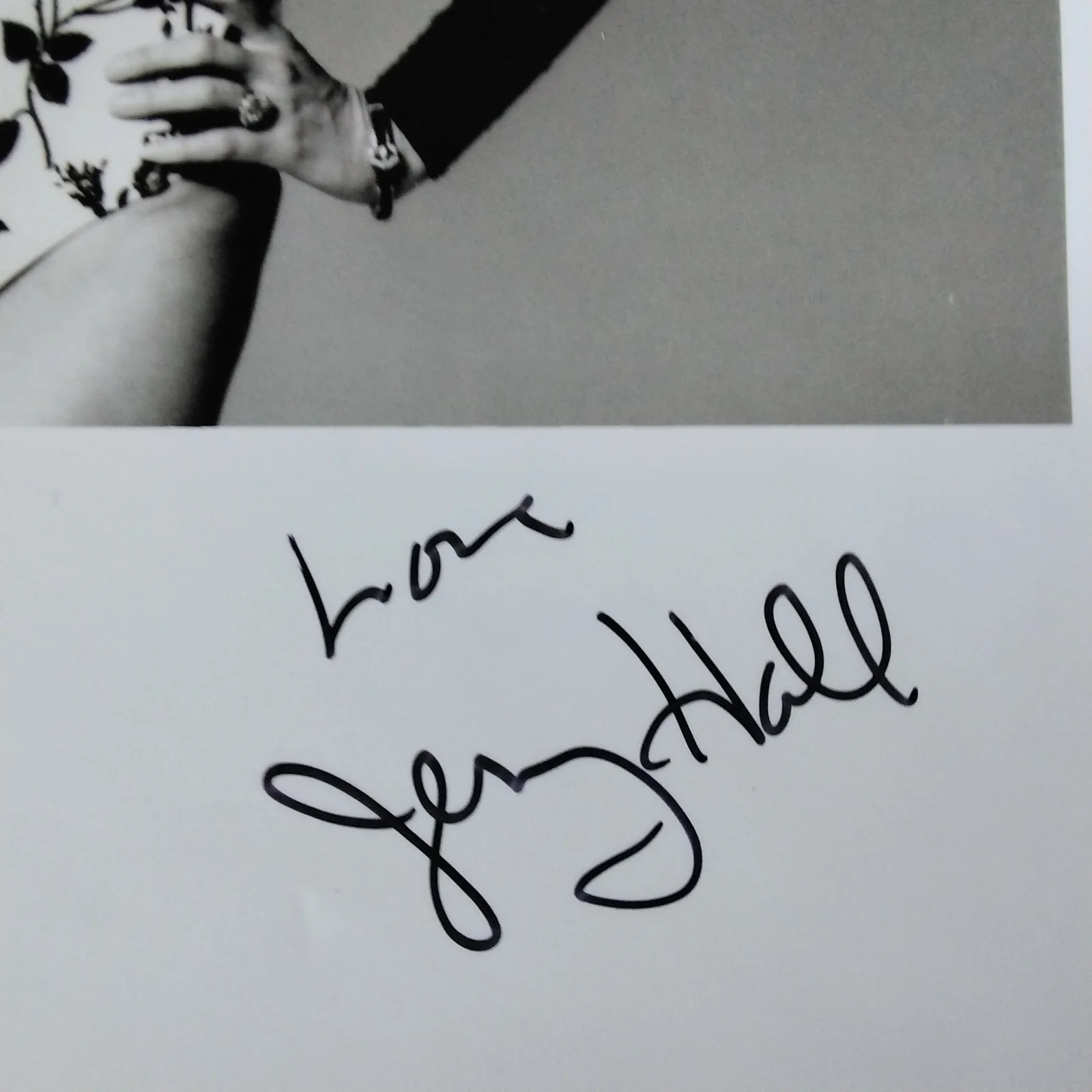 Jerry Hall SIGNED 5x8 Photo 70s Super Model Actress Mick Jagger Sexy!! COA, image 4