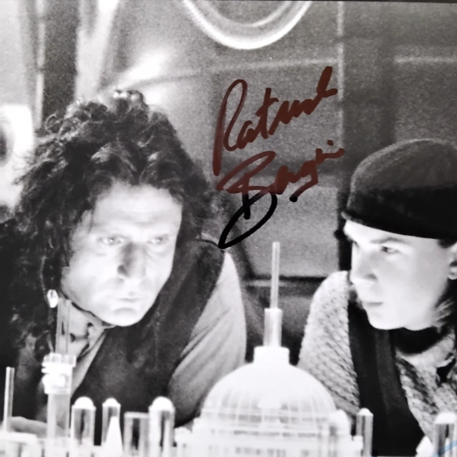 Patrick Bergin & Austin O'Brien SIGNED 1996 Photo Lawnmower Man 2 Beyond Sci-Fi, image 4