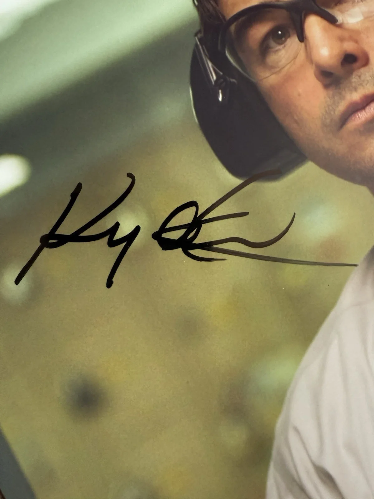 Kyle Chandler — KYLE CHANDLER SIGNED AUTOGRAPHED 8X10 PHOTO PICTURE “THE WOLF OF WALL STREET", изображение 4