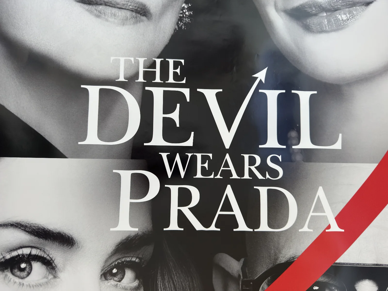 Devil Wears Prada 2 - Ex-Cinema Display Poster - High Quality A-Frame Poster, image 2