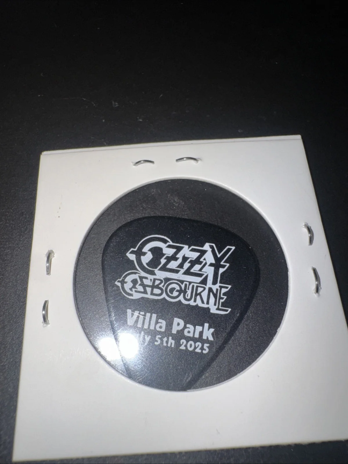 Metallica - Robert Trujillo Guitar Pick - Back To The Beginning Villa Ozzy, изображение 2