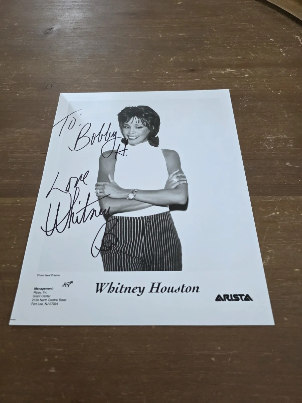 Whitney Houston Signed Autograph Arista Records 8x10 Promo Photo RARE 🐐, изображение 2