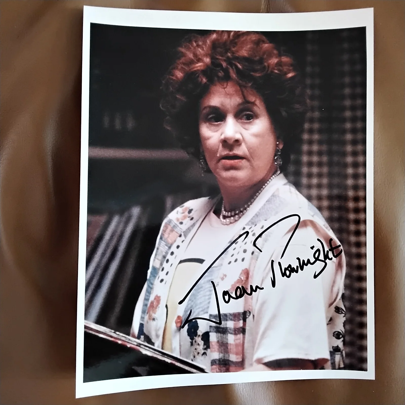 Joan Plowright SIGNED Photo Movie TV Actress Olivier Enchanted April Avalon Dame, изображение 5