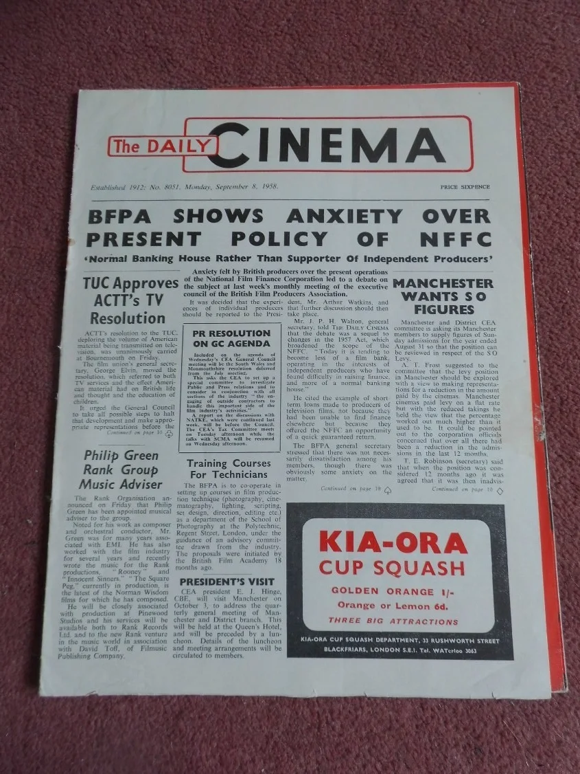 ALDO RAY, ANTHONY MANN, LILI ST CYR in 1958 UK trade mag DAILY CINEMA, изображение 3