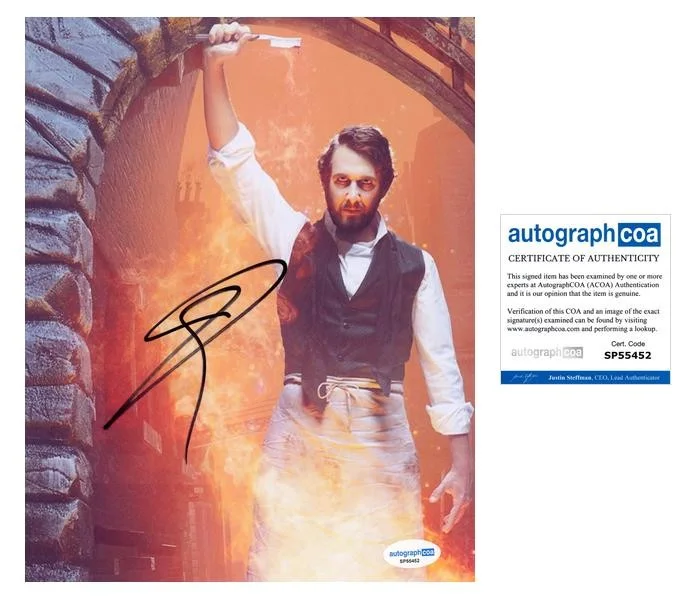 Josh Groban — Josh Groban "Sweeney Todd" AUTOGRAPH Signed Broadway Autographed 8x10 Photo ACOA