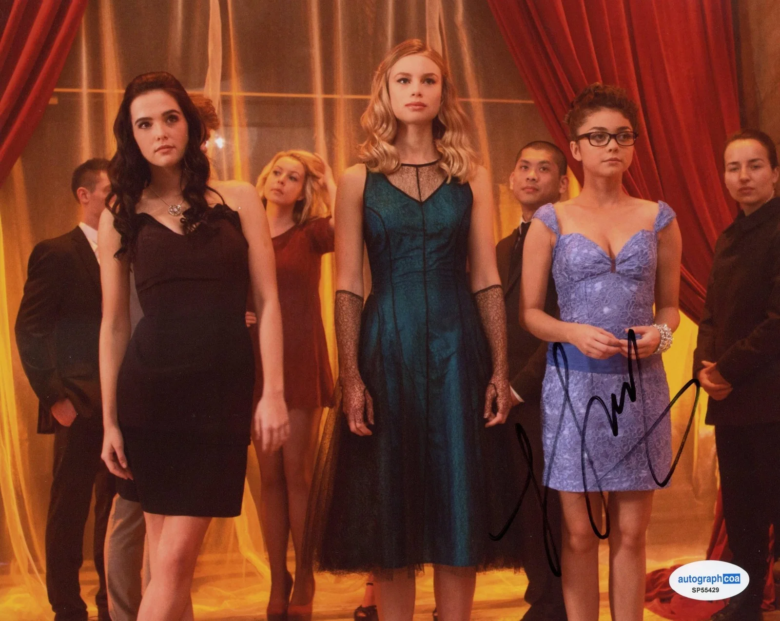 Lucy Fry — Lucy Fry "Vampire Academy" AUTOGRAPH Signed 'Lissa Dragomir' 8x10 Photo ACOA, изображение 2
