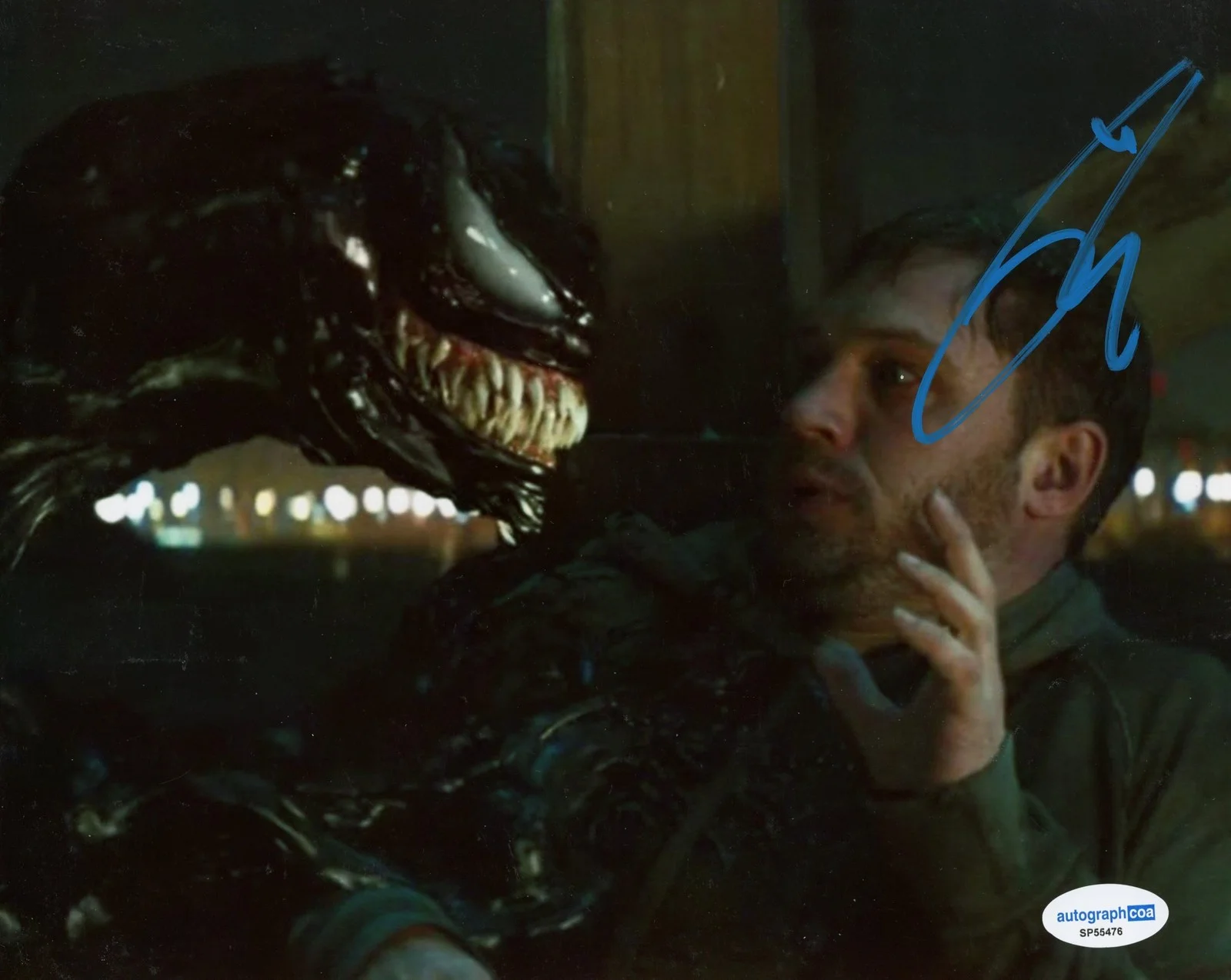 Tom Hardy — Tom Hardy "Venom" AUTOGRAPH Signed Autographed 'Eddie Brock' 8x10 Photo ACOA, изображение 2