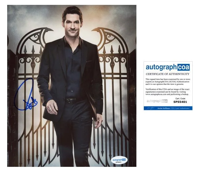 Tom Ellis — Tom Ellis "Lucifer" AUTOGRAPH Signed 'Lucifer Morningstar' 8x10 Photo I ACOA
