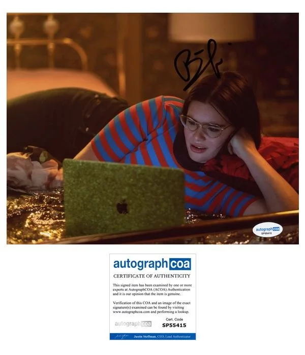 Barbie Ferreira — Barbie Ferreira "Euphoria" AUTOGRAPH Signed 'Kat Hernandez' 8x10 Photo F ACOA