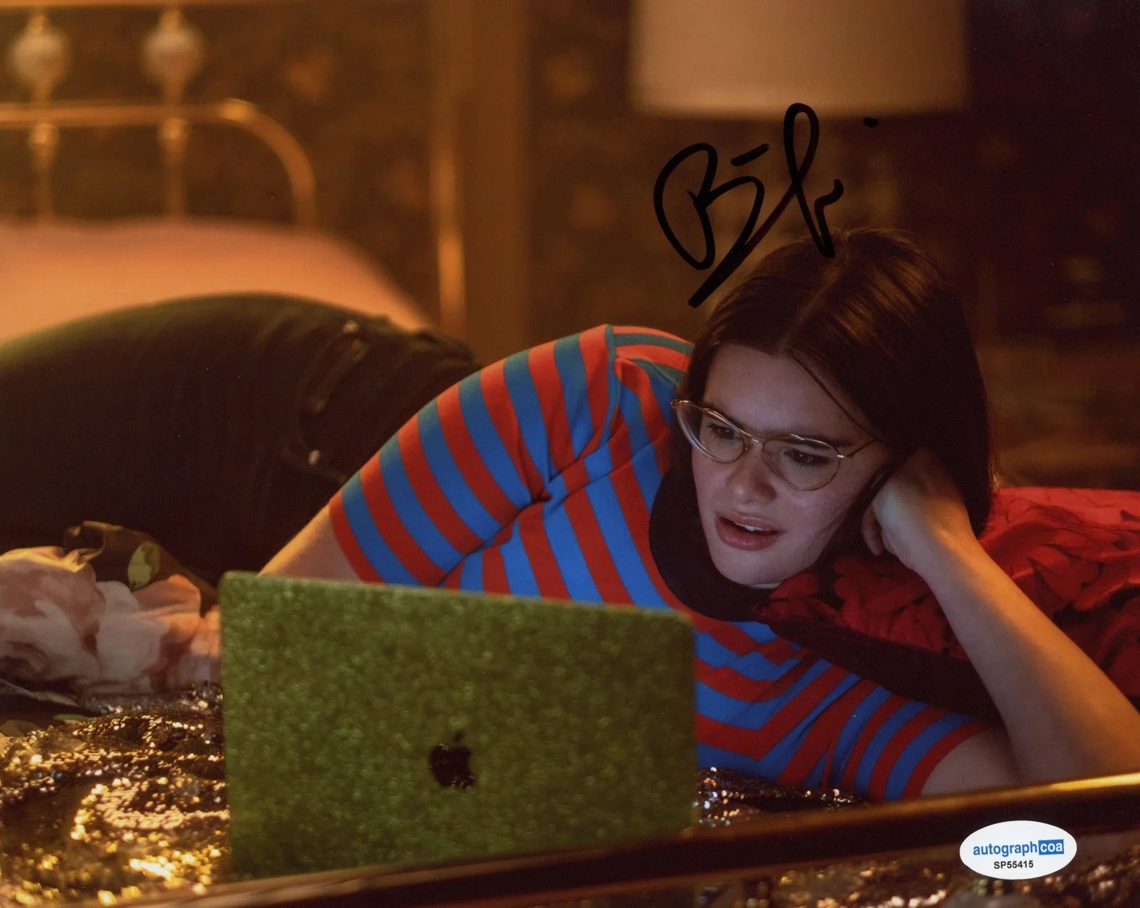 Barbie Ferreira — Barbie Ferreira "Euphoria" AUTOGRAPH Signed 'Kat Hernandez' 8x10 Photo F ACOA, изображение 2