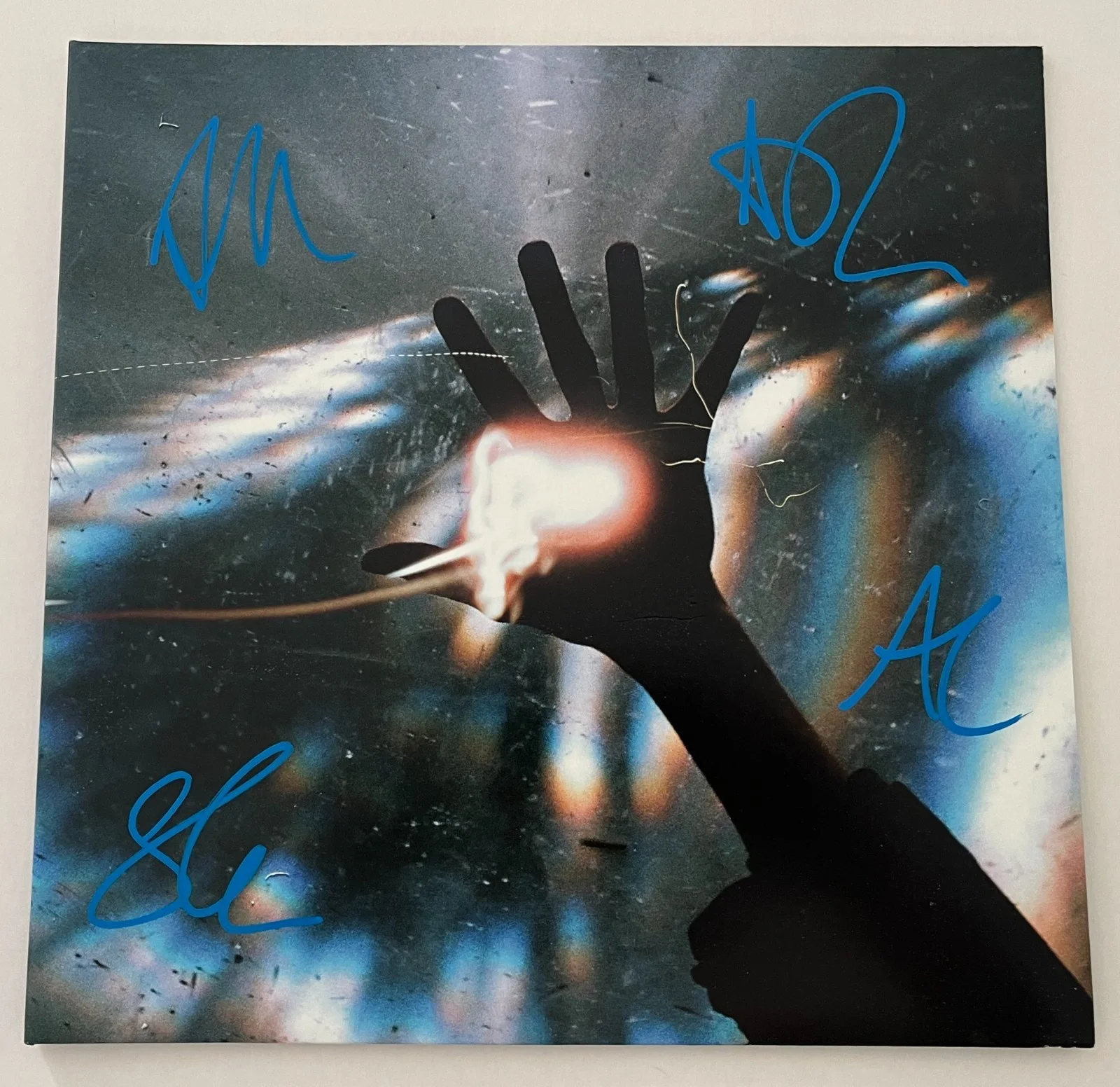 ARCHITECTS BAND SIGNED THE SKY THE EARTH & ALL BETWEEN VINYL ALBUM w/EXACT PROOF, image 2