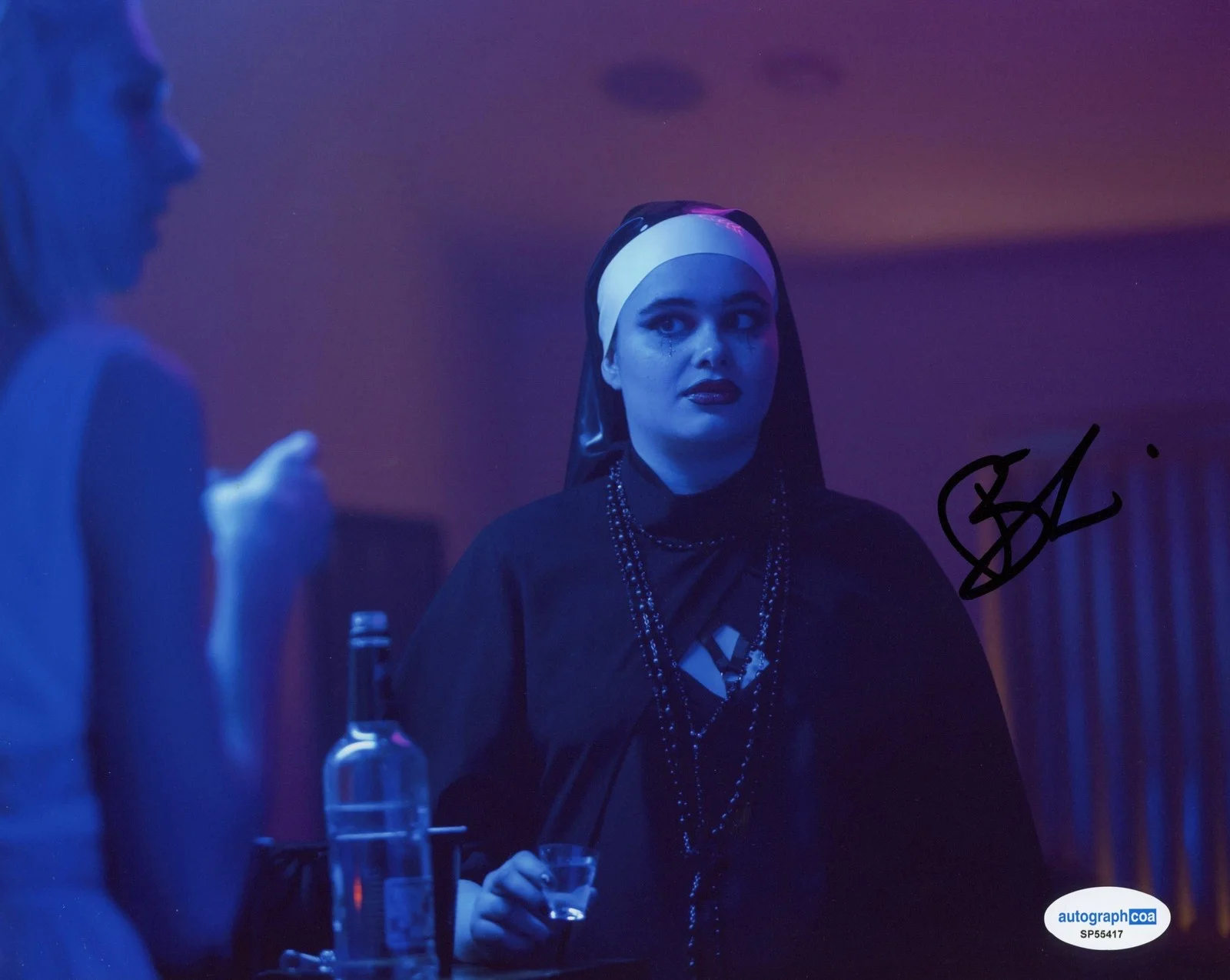 Barbie Ferreira — Barbie Ferreira "Euphoria" AUTOGRAPH Signed 'Kat Hernandez' 8x10 Photo C ACOA, image 2