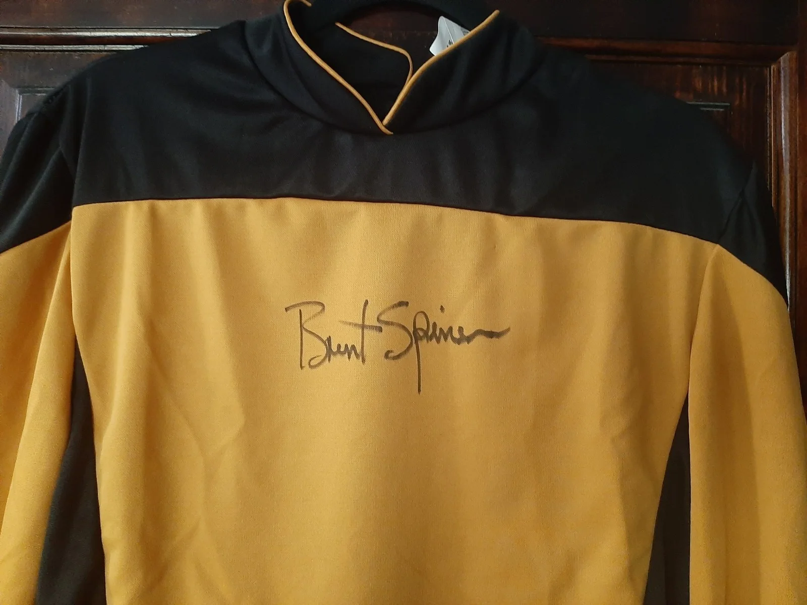 Brent Spiner — Brent Spiner DATA Autographed Uniform Costume Star Trek The Next Generation TNG