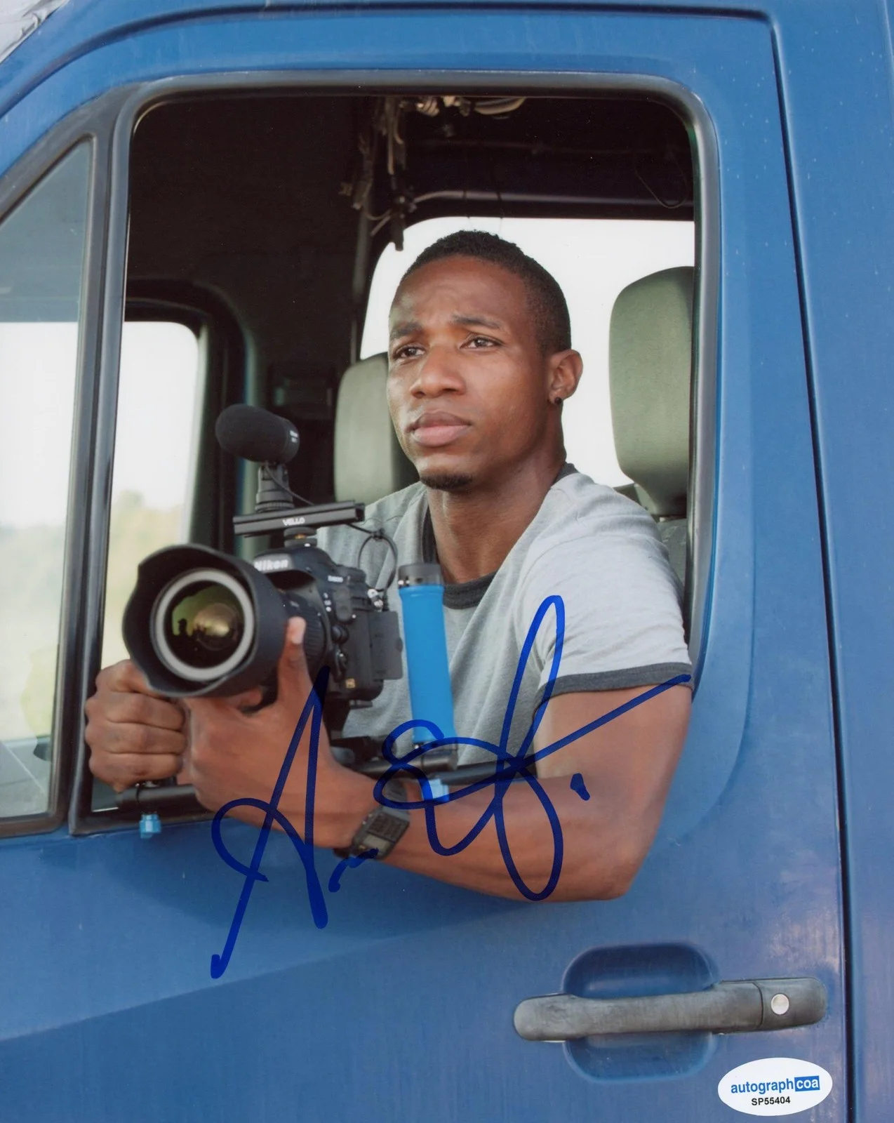 Arlen Escarpeta — Arlen Escarpeta "Into the Storm" AUTOGRAPH Signed 'Daryl' 8x10 Photo ACOA, image 2