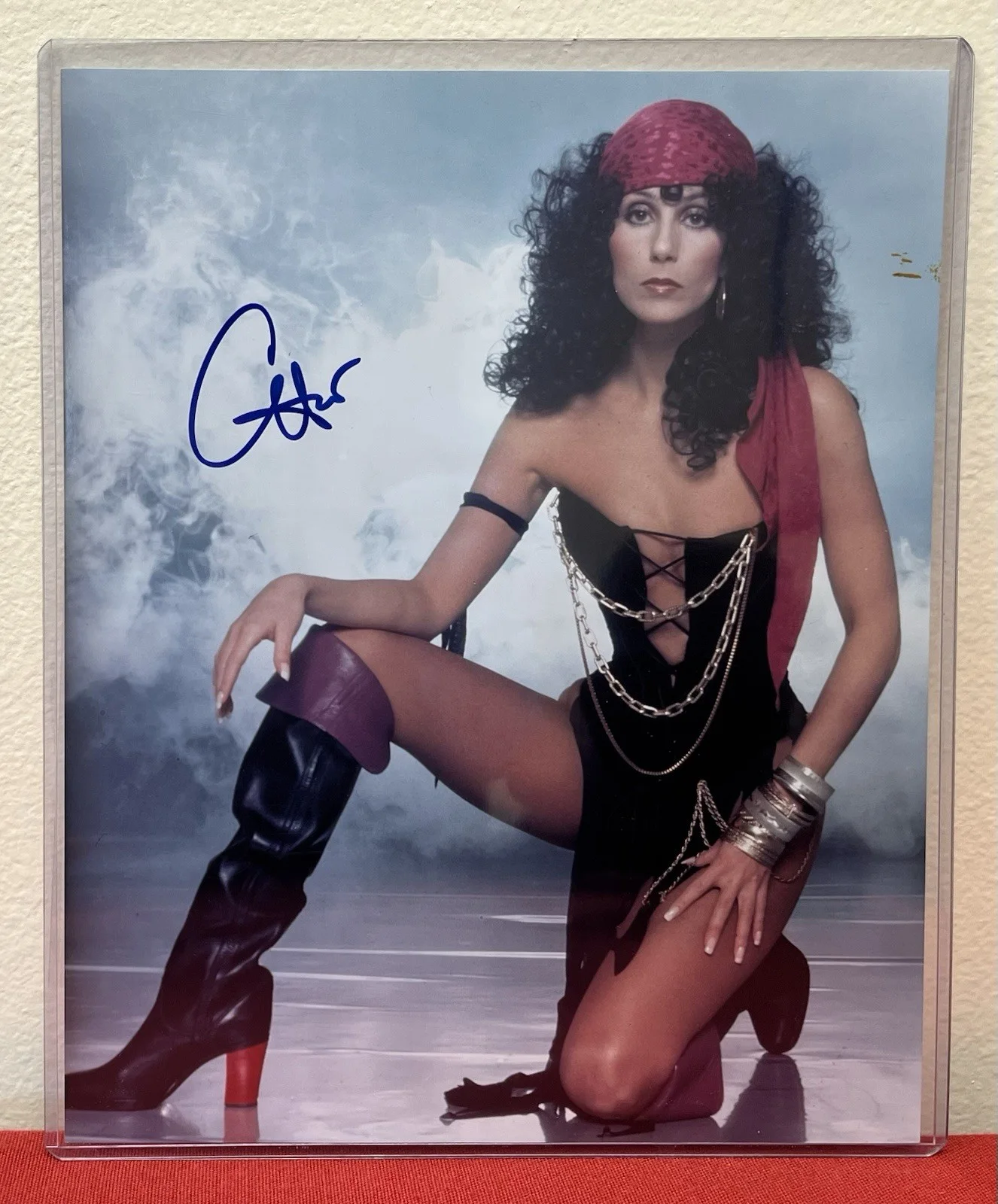 Cher Signed 8x10 Photo Singer Actor Star Hollywood Autographed W/ COA, изображение 4