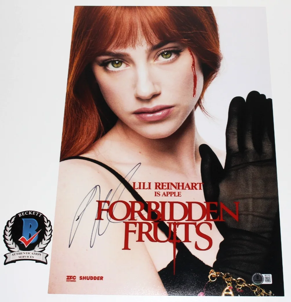 LILI REINHART SIGNED 'FORBIDDEN FRUITS' 12x18 MOVIE POSTER BECKETT BAS COA, изображение 2