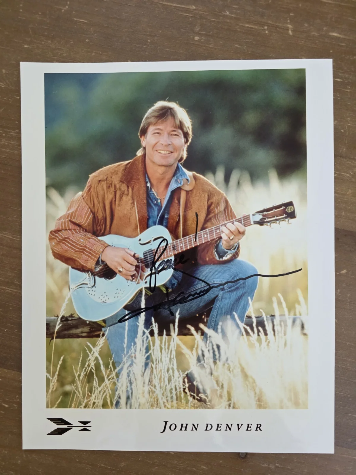 John Denver SIGNED x2 Photo Lot B&W + Color 1993 TTM Provenance Letter Authentic, изображение 5